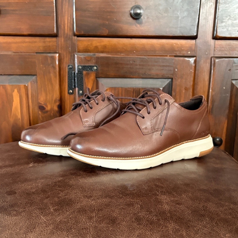 Cole Haan Men's Brown Leather Derby with White Sole